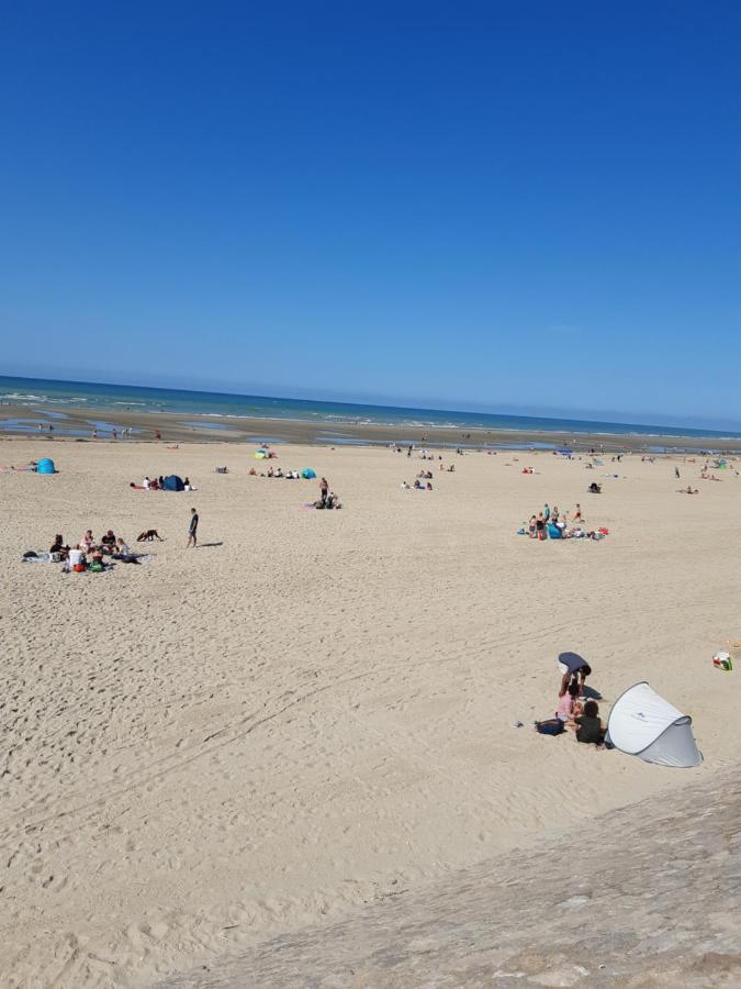 Les Obiones, Vue Laterale Mer, Fort Mahon Plage, Magnifique Studio Cabine 4P, Avec Balcon , Parking Prive Gratuit, Wifi, Classe 2 Etoiles, Exposition Plein Sud En Baie De Somme Exterior foto