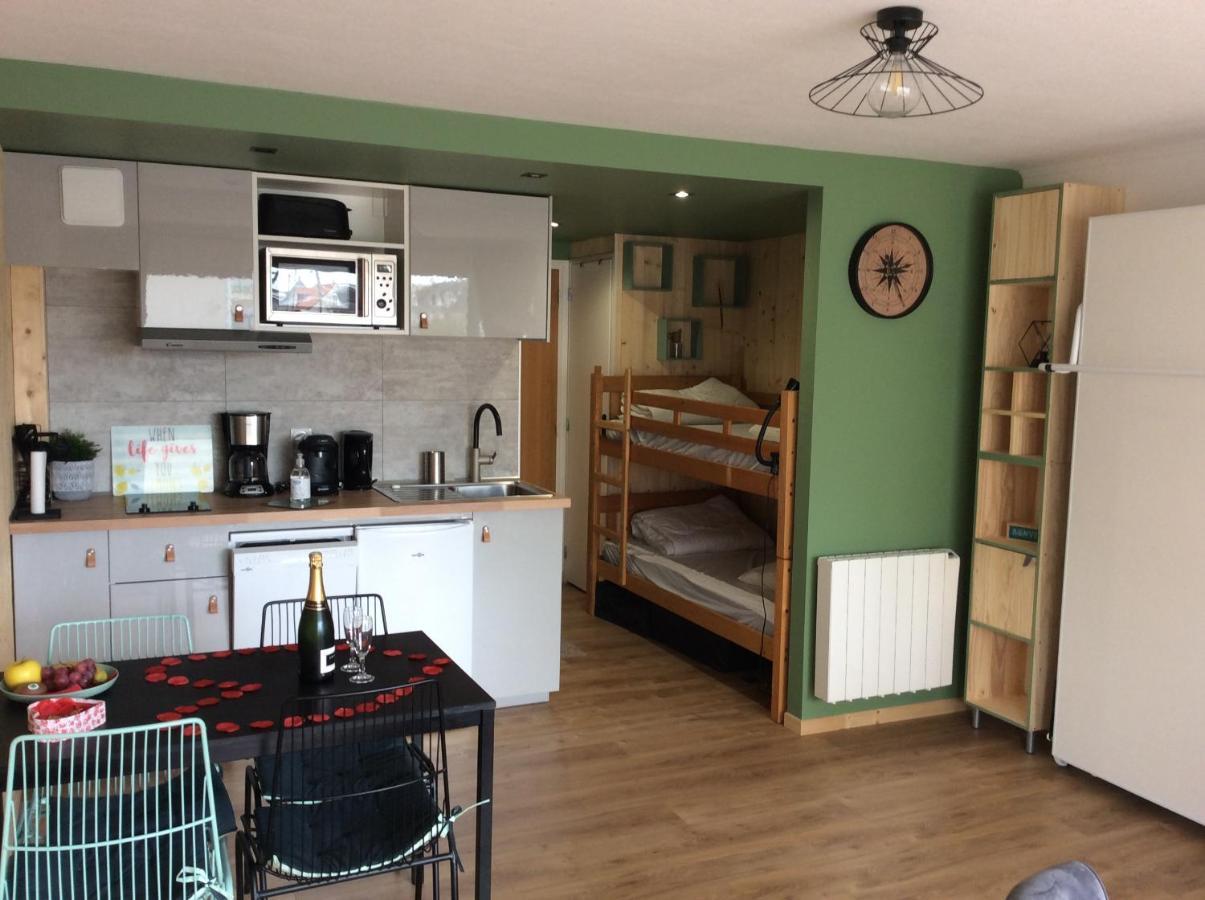 Les Obiones, Vue Laterale Mer, Fort Mahon Plage, Magnifique Studio Cabine 4P, Avec Balcon , Parking Prive Gratuit, Wifi, Classe 2 Etoiles, Exposition Plein Sud En Baie De Somme Exterior foto